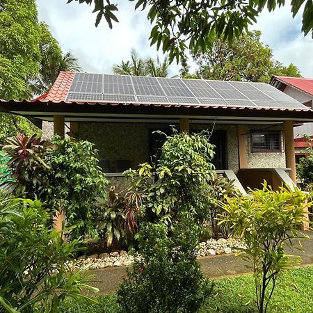 Haus Am Strand Auf Sibuyan Island Nahe Cresta De Gallo - Marevic'S Guesthouse 1 Ohne Klimaanlage Azagra Exterior photo