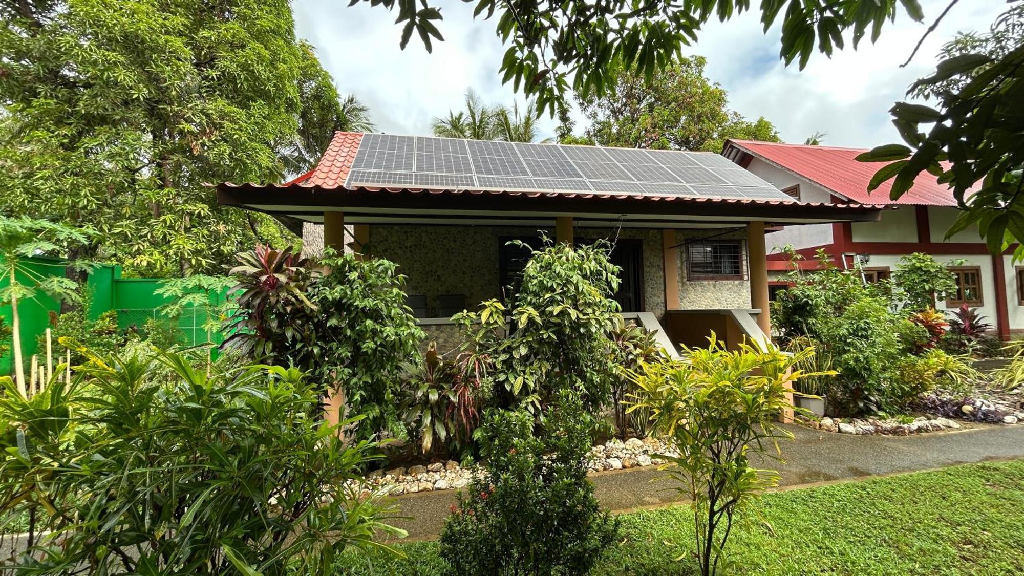 Haus Am Strand Auf Sibuyan Island Nahe Cresta De Gallo - Marevic'S Guesthouse 1 Ohne Klimaanlage Azagra Exterior photo