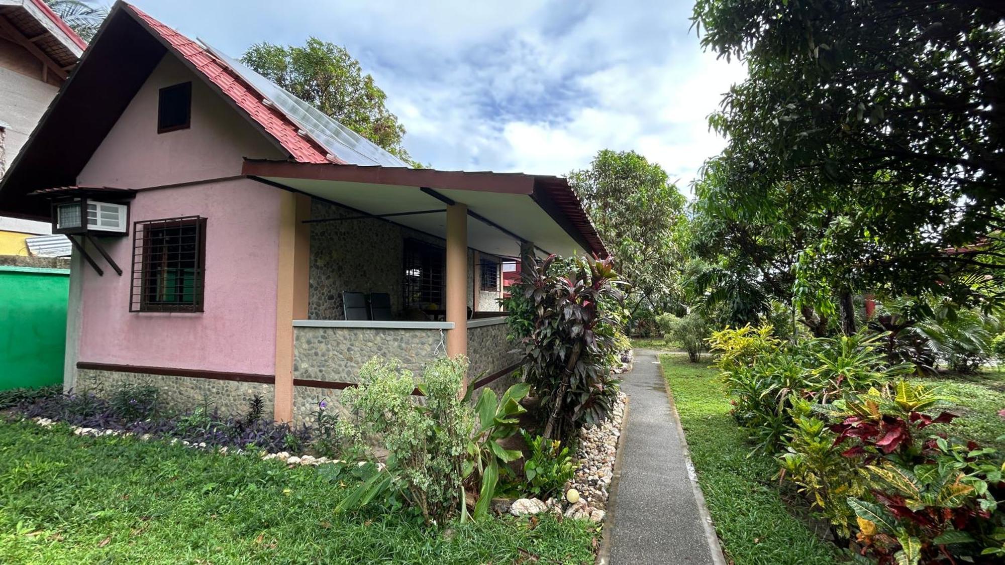 Haus Am Strand Auf Sibuyan Island Nahe Cresta De Gallo - Marevic'S Guesthouse 1 Ohne Klimaanlage Azagra Exterior photo