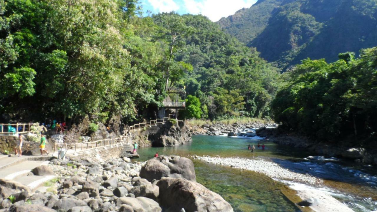 Haus Am Strand Auf Sibuyan Island Nahe Cresta De Gallo - Marevic'S Guesthouse 1 Ohne Klimaanlage Azagra Exterior photo